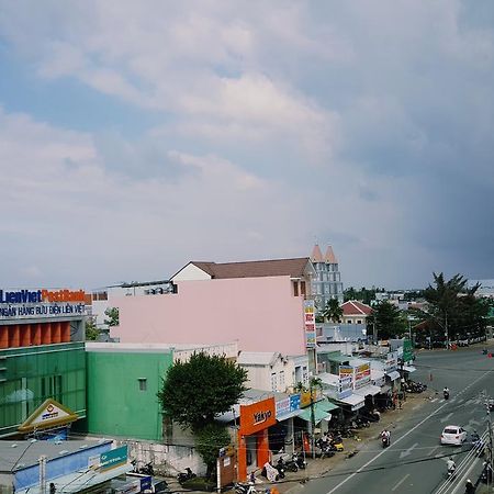 Huynh Nhu Hotel Cà Mau Zewnętrze zdjęcie